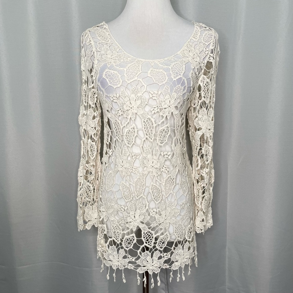 Anthro Finn & clover crochet tunic